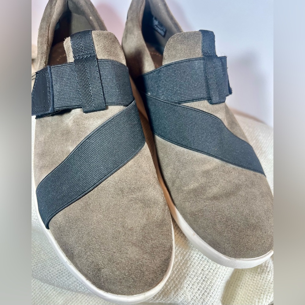 Clarks Women's Collection Kayleigh Charm Slip-Ons 8.5